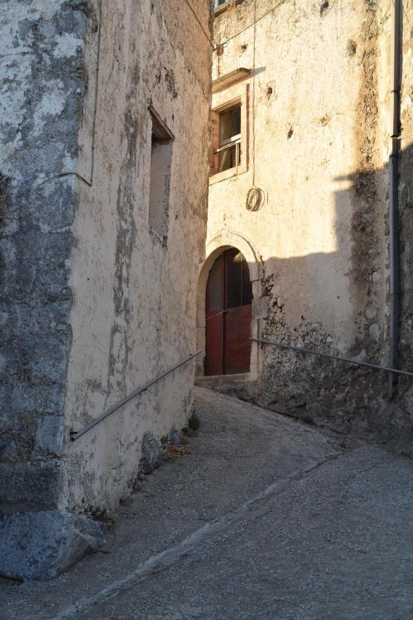 Fourfouras Cottage エクステリア 写真